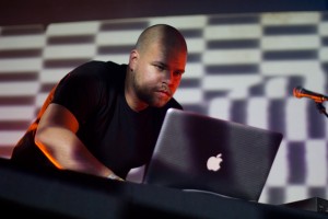 Com Truise-10