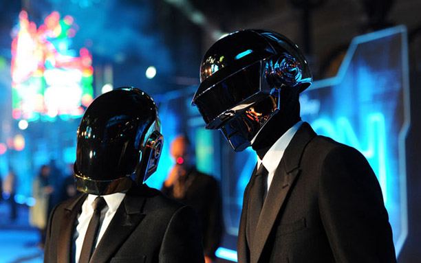 Daft-Punk-Signs-with-Sony